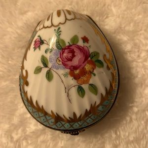 Vintage enamel keepsake box